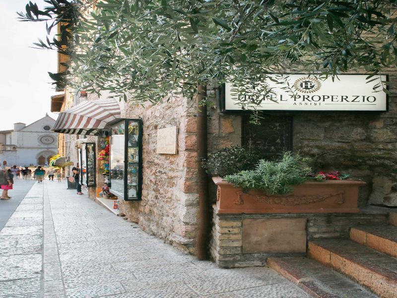 Hotel Properzio Assisi Eksteriør billede