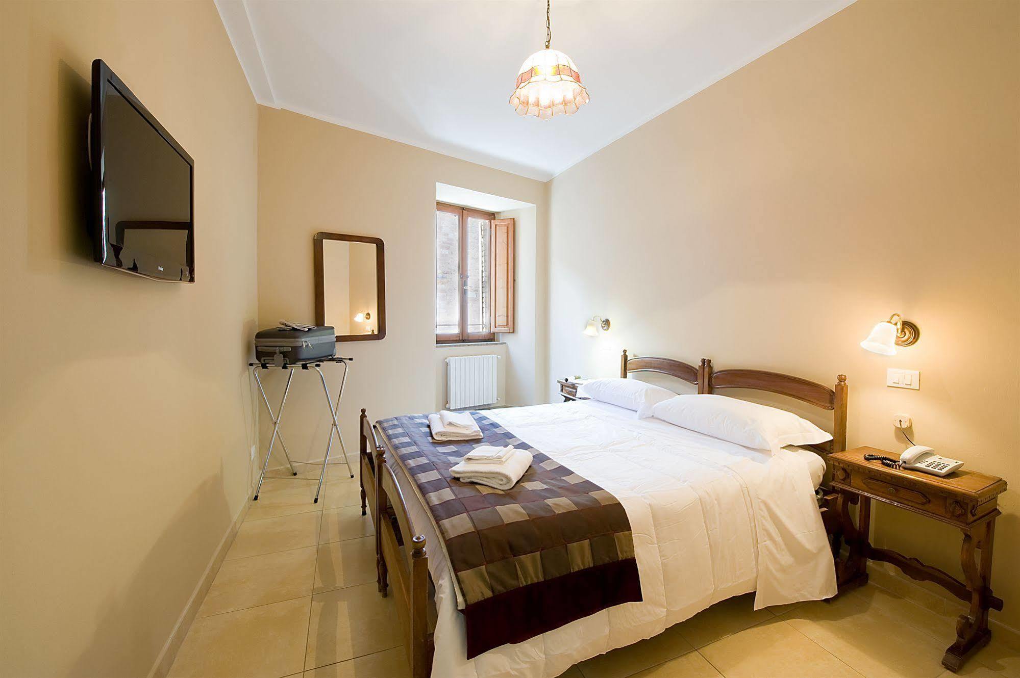 Hotel Properzio Assisi Eksteriør billede