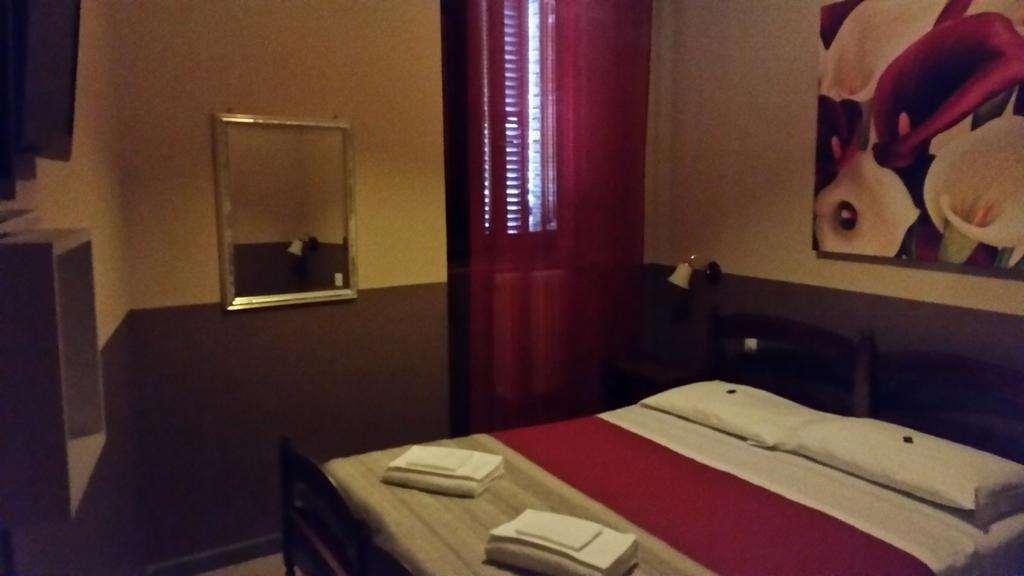 Hotel Properzio Assisi Værelse billede